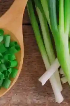 Manfaat Daun Bawang Bagi Kesehatan