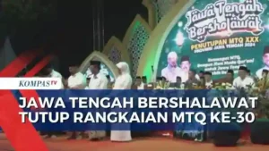 sipjos.com - Jawa Tengah Bershalawat di Kabupaten Pati. Bershalawat Tutup Rangkaian MTQ Ke-30, Acara Digelar di Kabupaten Pati