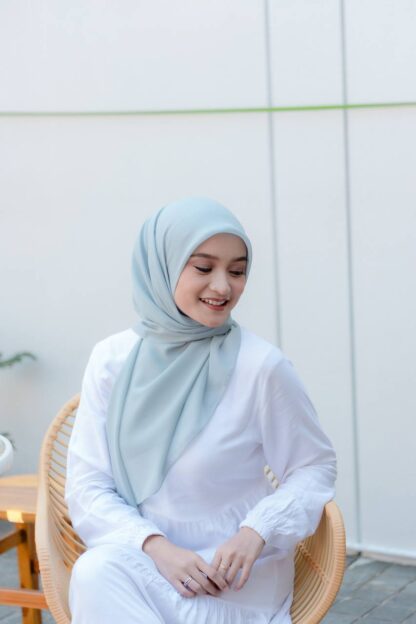 Pusat Grosir Hijab Murah - Plain Square Hijab Segiempat Polos Polycotton