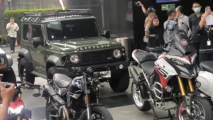 KPK Pamerkan Mobil Motor Barang Bukti OTT Wamenaker Immanuel Ebenezer