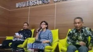 Rektor UGM Jamin Keaslian Ijazah Jokowi