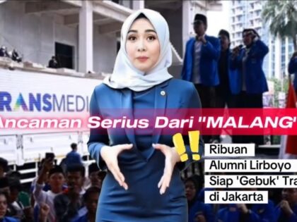 SIPJOS.COM - Ribuan Alumni Lirboyo di Malang Gruduk Trans7 Tuntut Ijin Trans7 Di Cabut. Alumni Lirboyo di Malang Tuntut Ijin Trans7 Di Cabut
