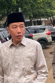 Jokowi Sholat Idul Fitri di Jakarta