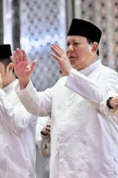 Prabowo Takbiran di Medan, Salat Idulfitri di Aceh Tamiang: Prabowo Pilih Rayakan Lebaran di Tanah Rencong