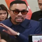 Sahroni Didatangi 'Petugas KPK' Gadungan, Langsung Tagih Rp300 Juta Tanpa Negosiasi. Kronologi Sahroni Diperas Petugas KPK