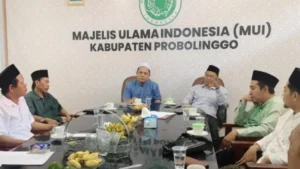 MUI Larang Penarikan Paksa Kendaraan oleh Oknum Debt Collector - MUI Probolinggo Keluarkan Fatwa Rampas Kendaraan di Jalan Haram