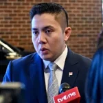 Indonesia Akan Chaos Itu Narasi Keliru! Seskab Teddy Bantah Isu Indonesia Akan Chaos Seskab Teddy Bantah Indonesia Akan Chaos