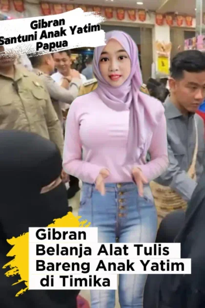 Gibran Santuni Anak Yatim Belanja Alat Tulis - Gibran Santuni Anak Yatim Papua, Gibran Belanja Alat Tulis di Timika