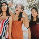 Seiring bertambahnya usia 8 Tipe Teman yang Sebaiknya Anda Jauhi Menurut Psikologi 8 Tipe Teman yang Sebaiknya Anda Jauhi