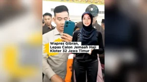 Gibran Lepas Calon Jemaah Haji Jawa Timur - Wapres Gibran, Lepas Calon Jemaah Haji Kloter 32 Jawa Timur