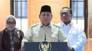 Rupiah Melemah Tembus 17.600, Prabowo: Rakyat Desa Tak Terpengaruh Rakyat di Desa Tak Pakai Dolar